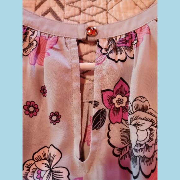 Black and Fuschia Floral Strappy Tunic - Picture 3 of 3